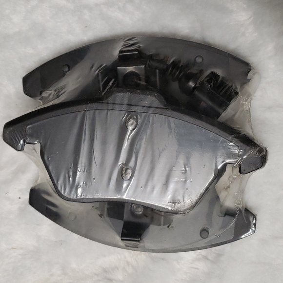 NWB ECCPP Brake Pads Set, Fmvss105. Fmvss135. ISO/TS16949. ECE R90 - Picture 5 of 5